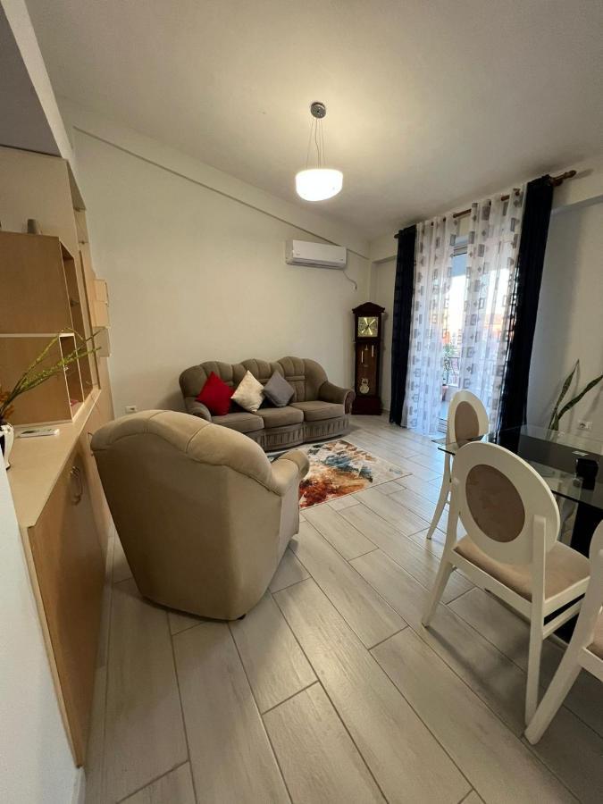 Shkodra Duplex Apartment Екстер'єр фото