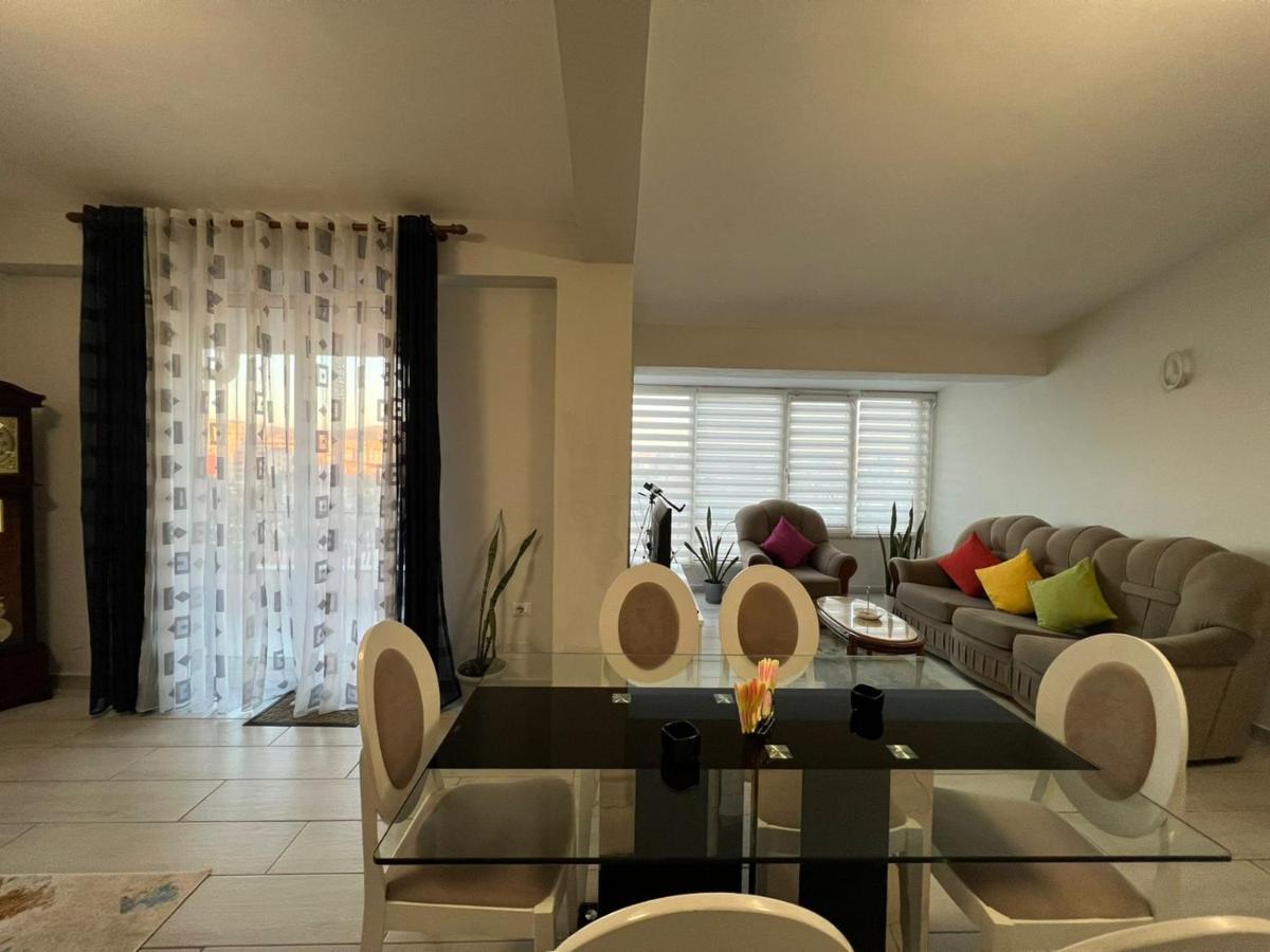 Shkodra Duplex Apartment Екстер'єр фото