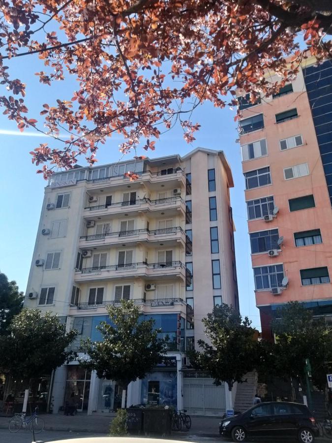 Shkodra Duplex Apartment Екстер'єр фото