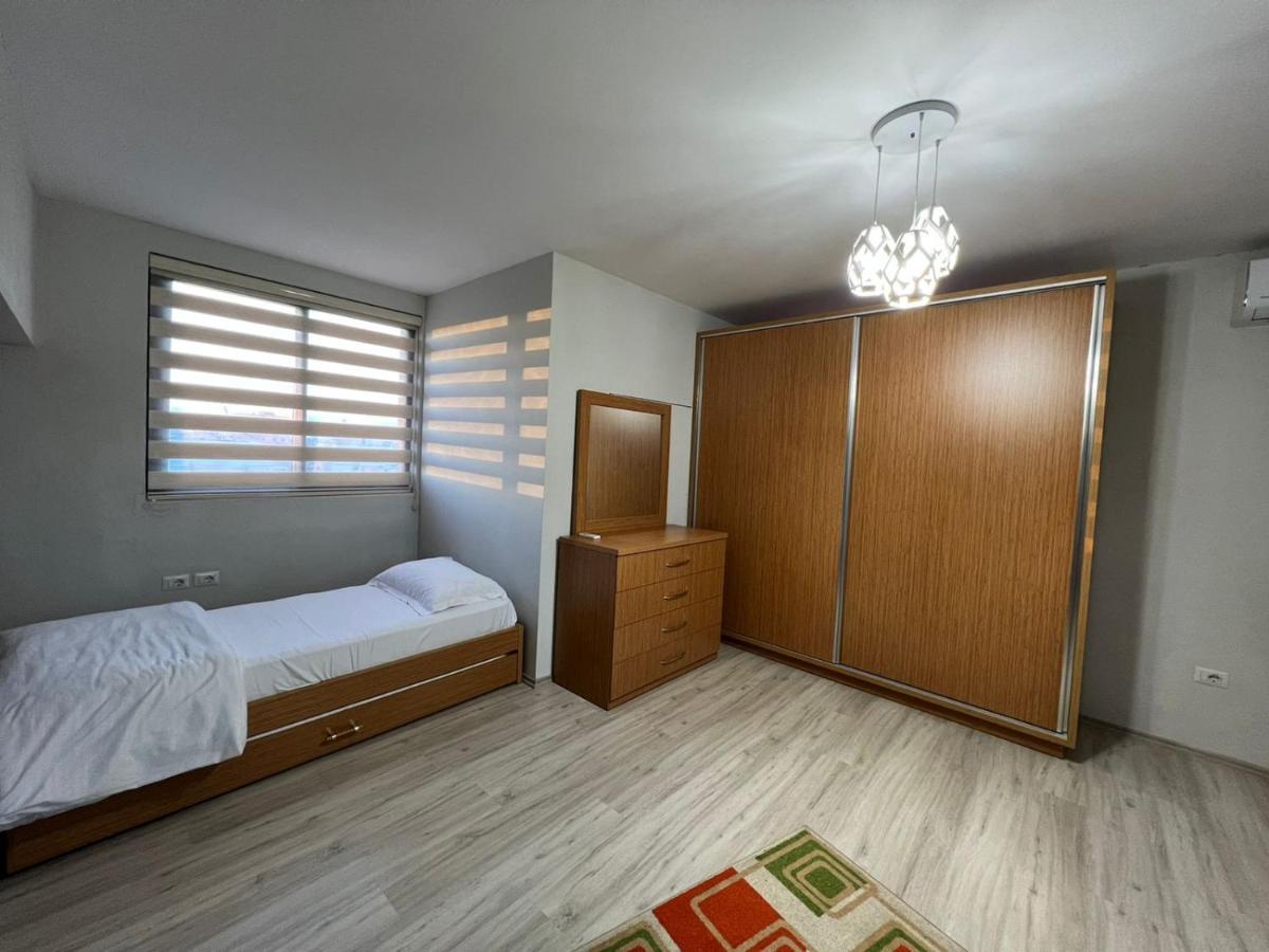 Shkodra Duplex Apartment Екстер'єр фото