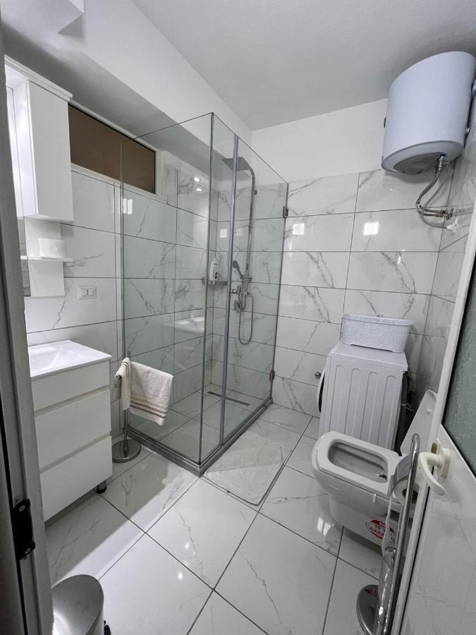 Shkodra Duplex Apartment Екстер'єр фото